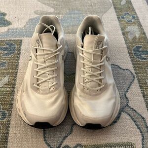 Women’s On Cloudnova form sneakers